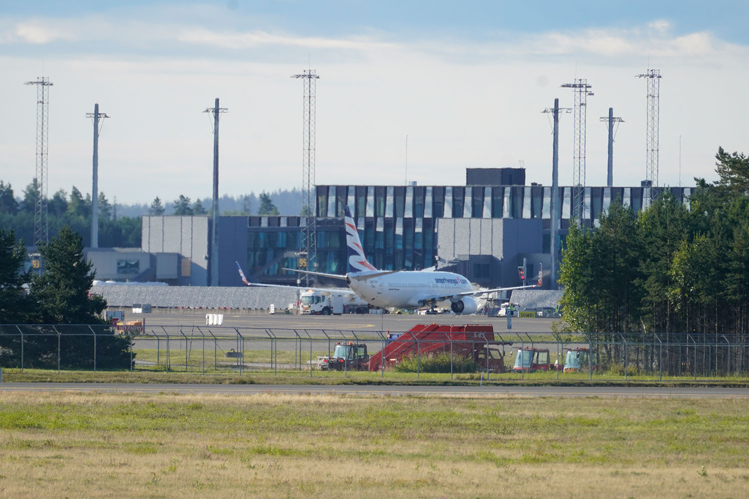 Et fly fra selskapet Smartwings kom fredag morgen fra Tbilisi i Georgia til Oslo lufthavn Gardermoen. 