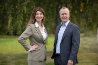 Siri Berggren, adm.banksjef Romerike Sparebank og Hans Kristian Glesne, adm.direktør Skue Sparebank