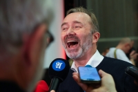 Trond Giske var storfornøyd etter at seieren var sikret.