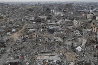 Israel har jevnet store deler av Gazastripen med jorden og drept minst 53.500 palestinere de siste 19 månedene. Nå truer flere europeiske land, blant dem Norge, med sanksjoner for å få en slutt på krigen.