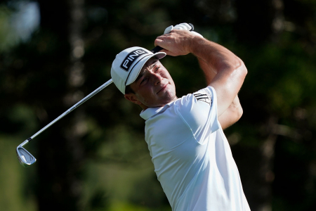 Viktor Hovland har fått en god start på Tournament of Champions, som er årets første PGA-turnering i golf. Der møter han bare andre turneringsvinnere fra fjoråret. 