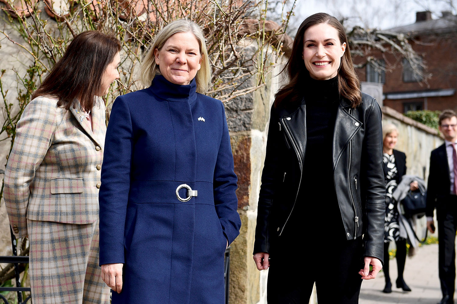 Sveriges statsminister Magdalena Andersson og Finlands statsminister Sanna Marin møttes i Stockholm for å diskutere hva slags forhold de to landene skal ha til Nato framover.