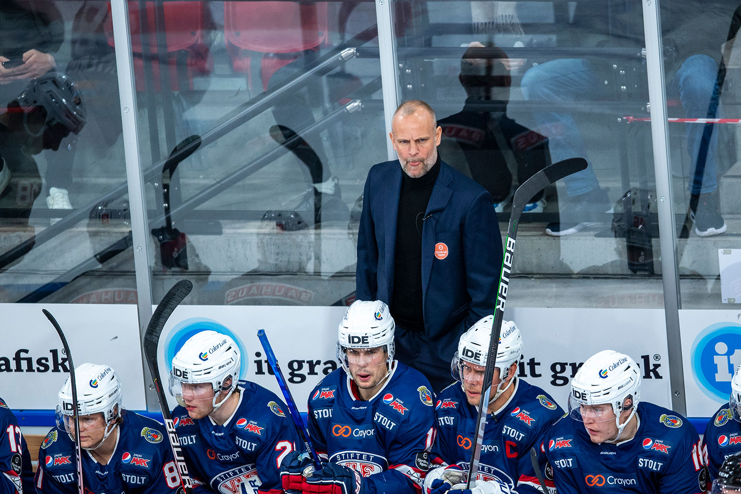 Kenneth Larsen er ferdig som hovedtrener i Vålerenga.